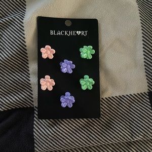 Pastel flower hair clips